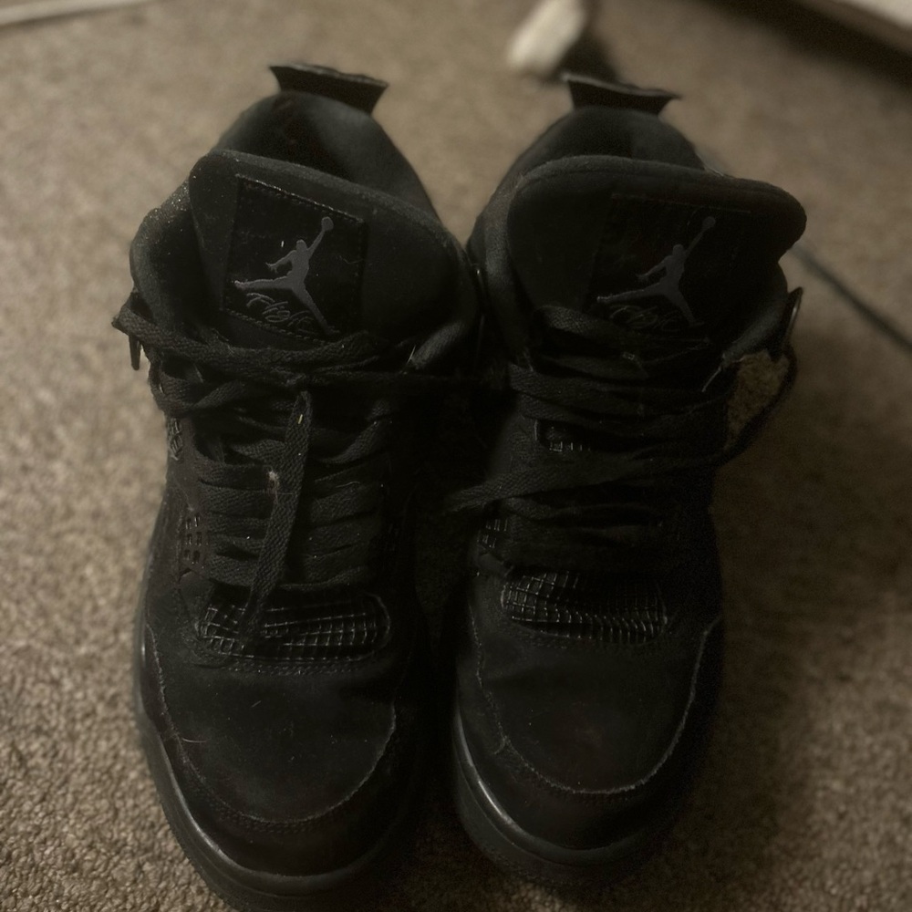 Jordan Black Sneakers